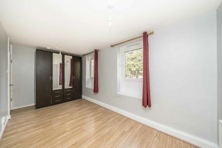 Garnies Close, Peckham, SE15 - Photo 2