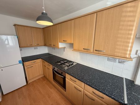 2 bedroom to let - Photo 5