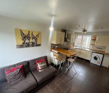 Room in a Shared House, Leasow Drive, B15 - Photo 2