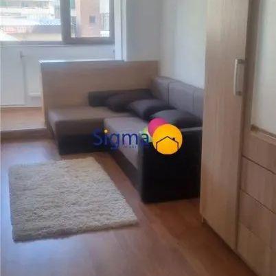 Închiriere, Centru Iasi, apartament 3 camere decomandat, renovat - Photo 4