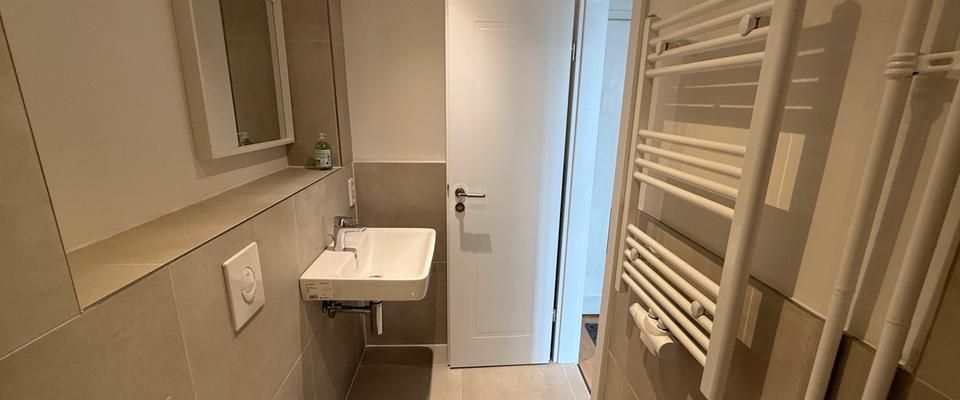 Möblierte Wohnung am Innsbrucker Platz, Erstbezug nach Sanierung - Photo 1