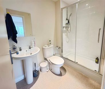 1 bedroom in a house share to rent - Photo 3