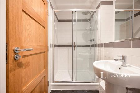 1 bedroom flat to rent - Photo 5