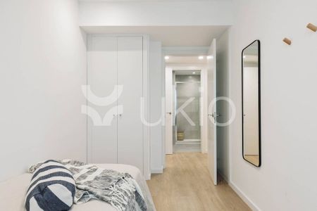 2 bedroom luxury Apartment for rent in Barcelona, Catalonia - Photo 2