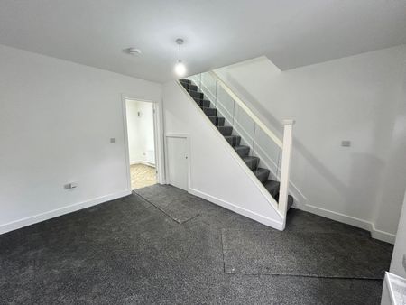 2 bedroom house to rent - Photo 2