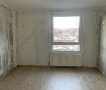 Hier macht Wohnen Spaß! 3-Zimmer-Wohnung mit neuem Laminatboden. - Photo 4