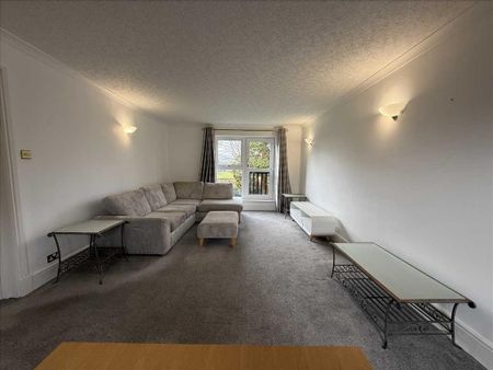 2 bedroom apartment to rent - Photo 4