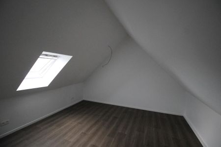 Gerenoveerde, energiezuinige woning met 2/3 slaapkamers vlakbij het centrum van Beerse. - Photo 3