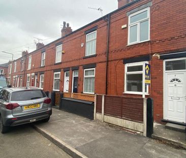 2 bedroom end of terrace house to rent - Photo 4