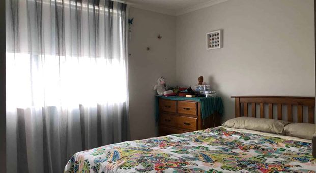 2 Bedrooms home, Perfect Location in Flat Bush - Photo 1