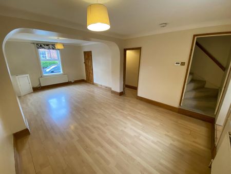 2 bedroom terraced house to rent - Photo 3