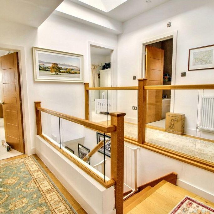 4 bedroom detached house to rent - Photo 1