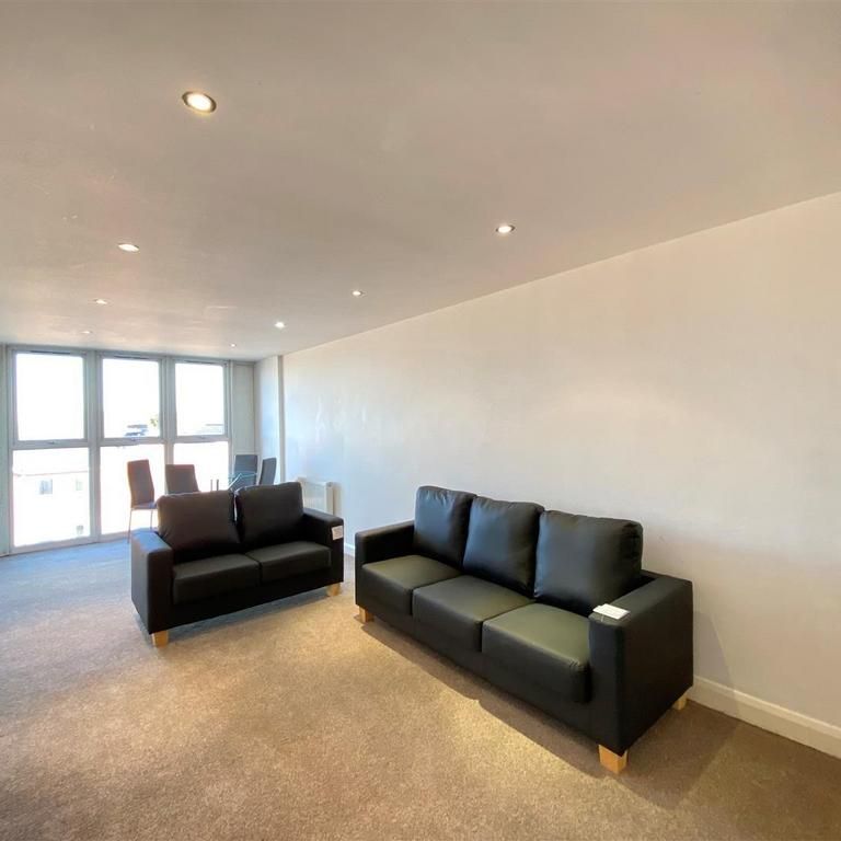 2 bedroom apartment to rent - Photo 1