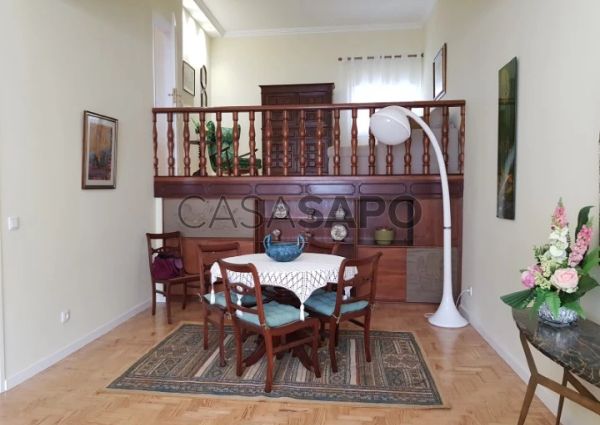 Duplex T2 Triplex para alugar em Lisboa