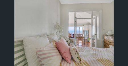 Esplanade Amazing View Fully Furnished Variable pricing 100m to Henley Square Chic Decor - Photo 5