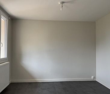 APPARTEMENT T1 E/SOL A LOUER A ROANNE - HOPITAL - Photo 3