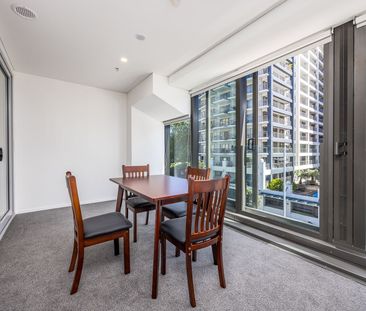 Furnished Studio + Extra Living Area - Photo 2