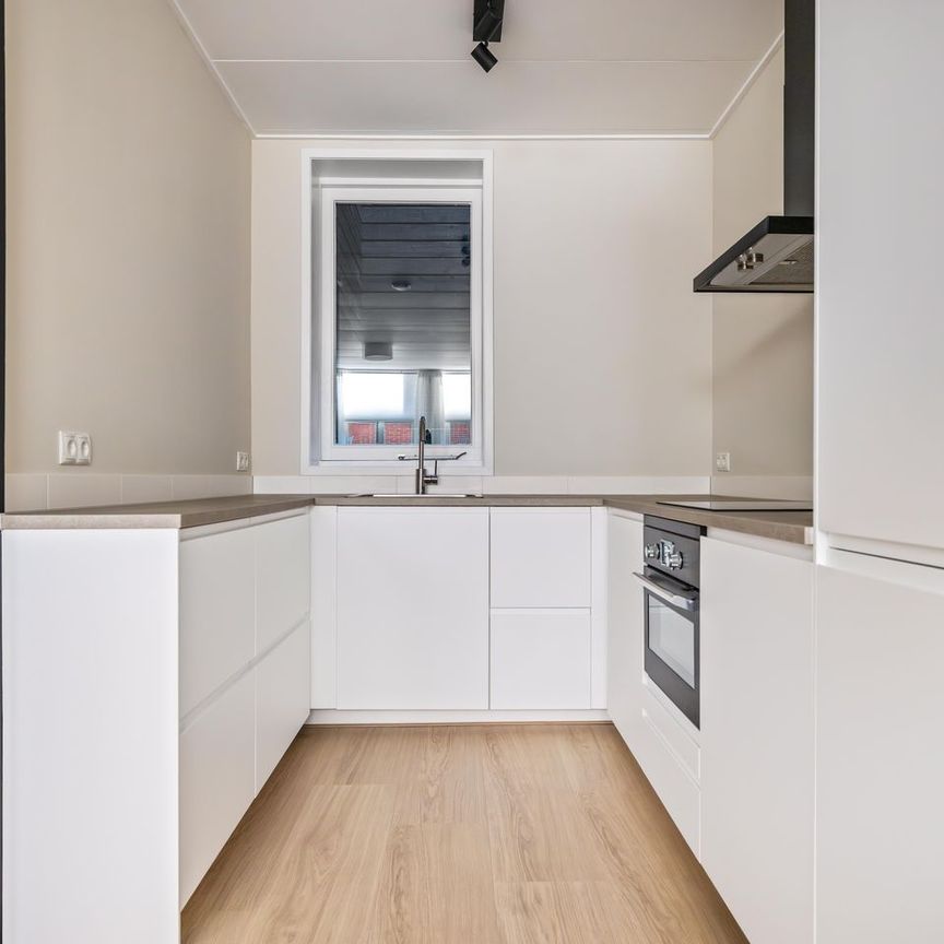 Appartement te huur: Zwanestraat 5-A 9712 CH Groningen - foto 1