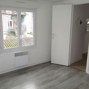 Appartement Etampes 1 pièce(s) 17.74 m2 - Photo 2