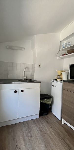 Location Appartement 2 pièces 23m² CLERMONT FERRAND 63000 - Photo 1
