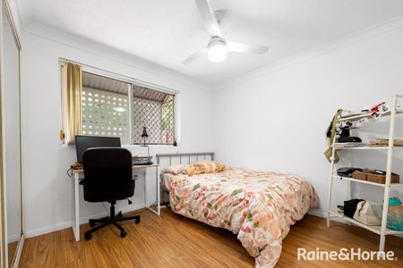 1/57 Mitre Street, St Lucia, QLD 4067 - Photo 3