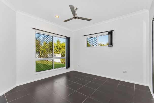 18 Mannikin Way - Photo 1