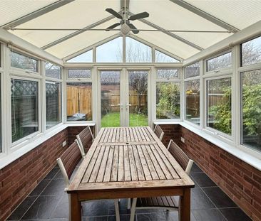 3 bedroom terraced house to rent - Photo 1