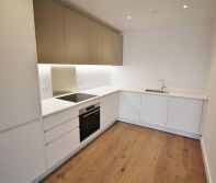 Frogmore Avenue, Watford - Photo 6
