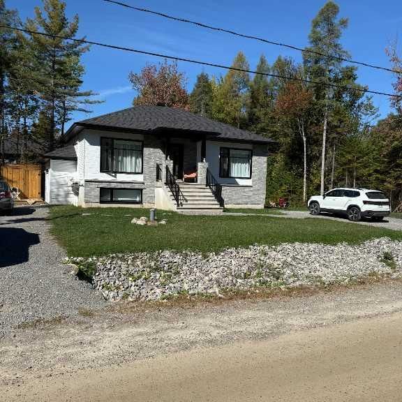 Magnifique grand 4½ à louer - Photo 1