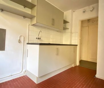 Location Appartement 3 pièces 55m² DOUAI 59500 - Photo 3