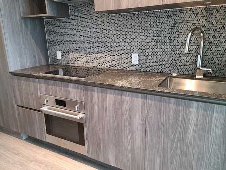 For Lease - 1 Yorkville Avenue Unit# 4701, Toronto, Ontario - Photo 2