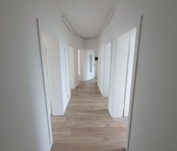 Zentrale 3,5-Zimmer WG-Wohnung mit Einbauküche - Photo 4