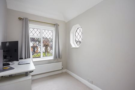 3 bedroom detached house to rent - Photo 4