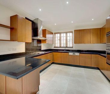 8 bedroom house to rent - Photo 4