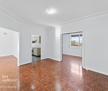 Spacious 4 Bedroom Home with Valley Views & Exceptional Garaging - Photo 2