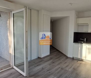 Location Appartement 2 pièces 38m² - Photo 3