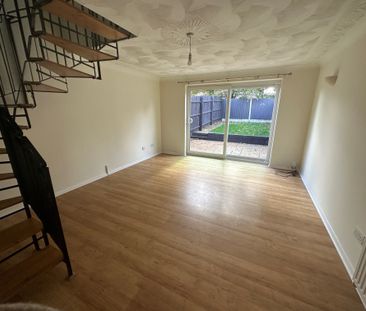 Canford Heath, Hooke close, BH17 8BA, Poole - Photo 2