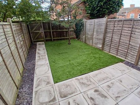 4 bedroom house to rent - Photo 3