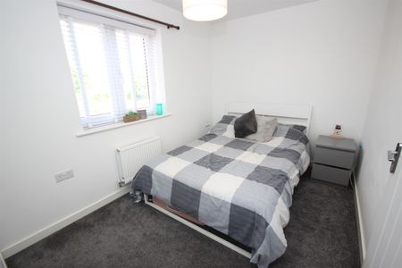 2 bed End of Terrace House for let - Photo 5