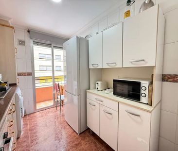 Avinguda de Peris i Valero, Valencia, Valencian Community 46004 - Photo 6