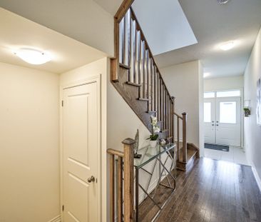 For Lease - 74 Fruitful Crescent, Whitby, Ontario - Photo 4