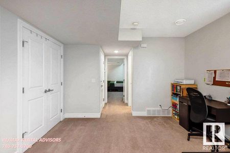 BSMT 156 Kirpatrick Way - Photo 4