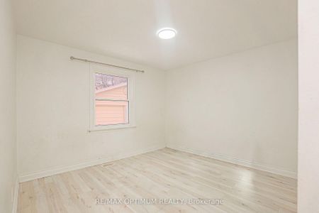 For Lease - 66 Corby Crescent, Brampton, Ontario - Photo 3