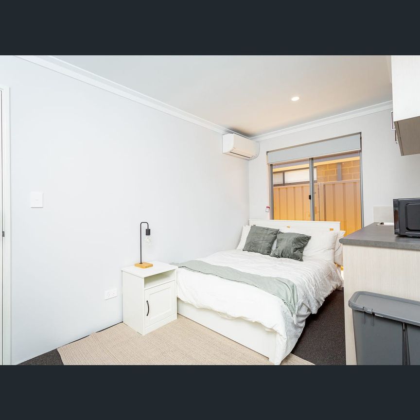 3/47 Persimmon Cres, Karnup, WA 6176 - Photo 1