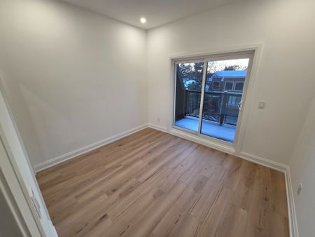 For Lease - 55 Camberwell Road Unit# 3, Toronto, Ontario - Photo 4