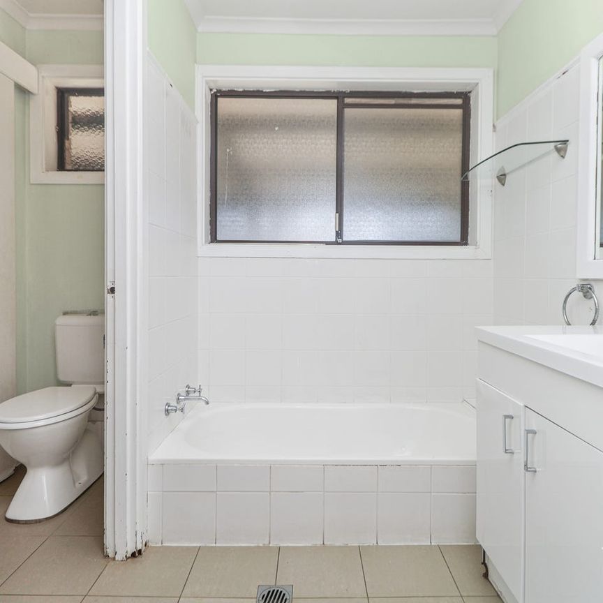 49 Crawford Street, Ashmont, NSW 2650 - Photo 1