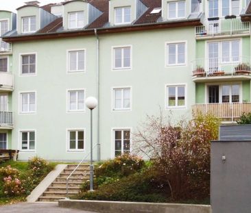 Dachgeschosswohnung mit 2 Zimmern im wunderschönen Gloggnitz - Foto 4