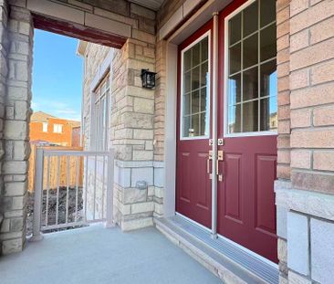 For Lease - 1 Monticola Avenue, Richmond Hill, Ontario - Photo 4