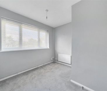 3 bedroom maisonette to rent - Photo 6