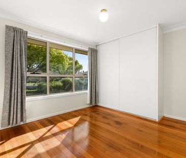 28 Bayview Road, Glenroy VIC 3046 - Photo 3